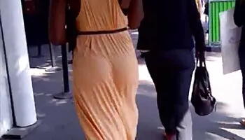 La bien dotada Krystal Swift llama japonesas xnxx a un chico y le sirve un poco de bondad