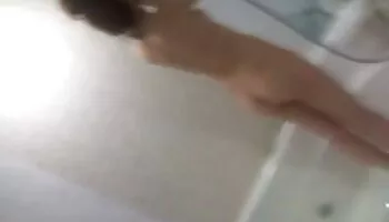 La delgada africana xxx venezolanas Halona Vog recibe una penetración anal hardcore en Ass Traffic