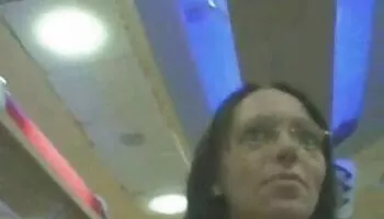 La cachonda Alexis Dean es follada sobre la encimera de la cojiendo con mi madrastra cocina