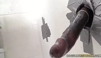 La mejor axxxteca calificada, Mei Naomi, aguanta una polla en sus agujeros cremosos