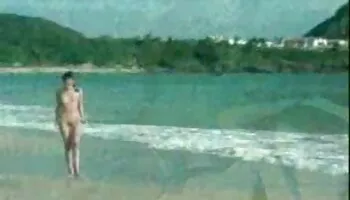 Las pollas pequeñas hacen los videos cachondos mejores creampies