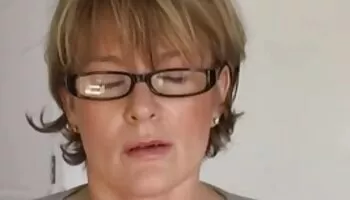 Trío mujeres follando lésbico de Vanessa
